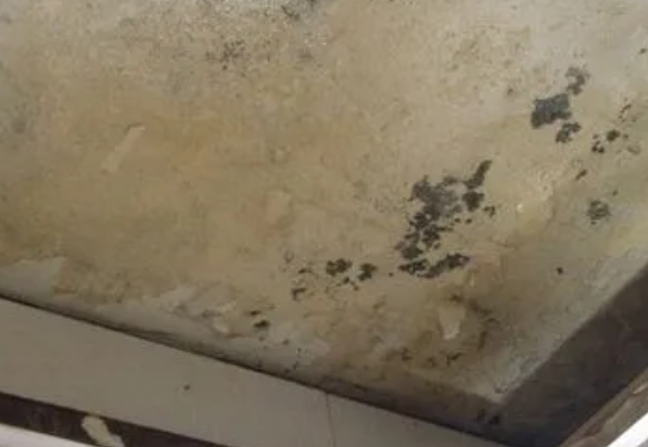 玛沁阳台漏水维修公司分享下玛沁卫生间渗水维修需要注意哪些问题。